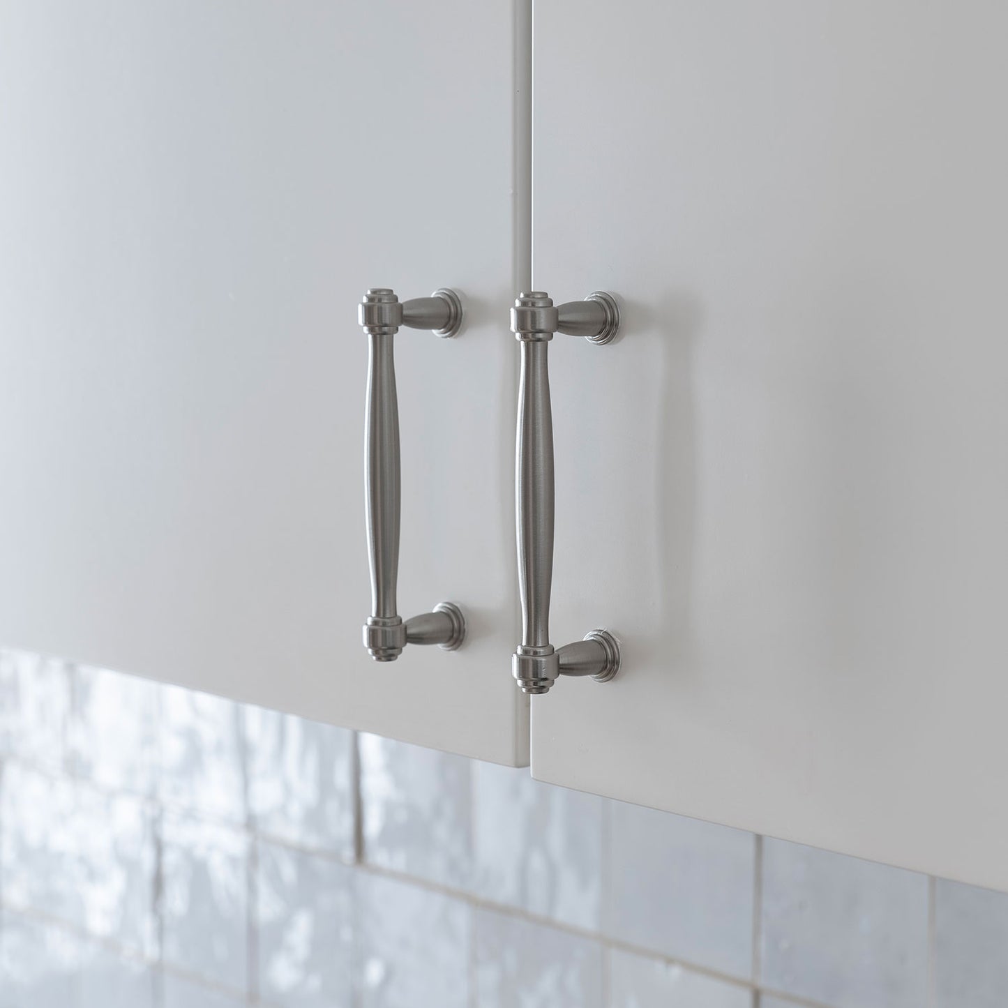 LÅDHANDTAG 96 MM BORSTA NICKEL