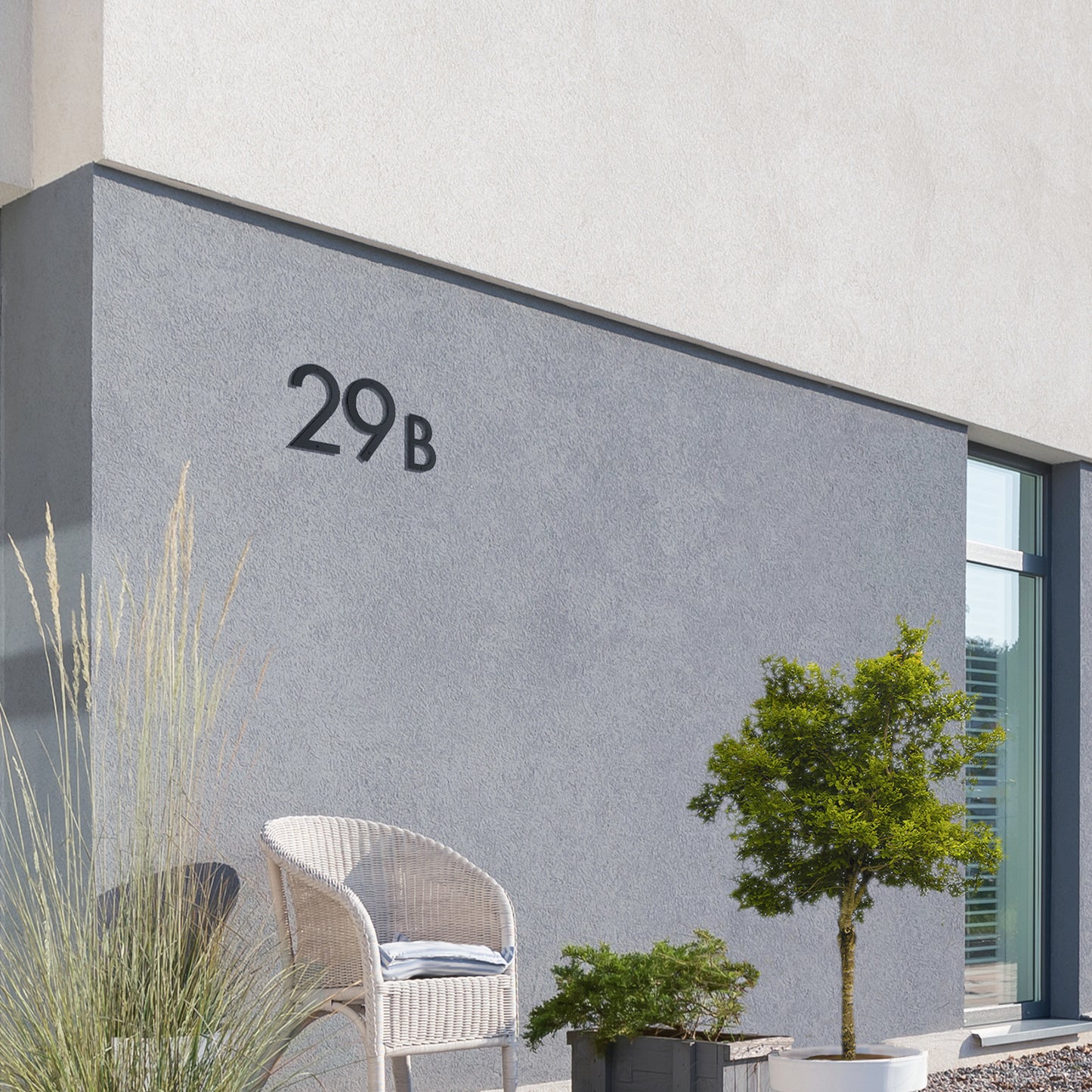 HUSSIFFRA 9, MATT SVART