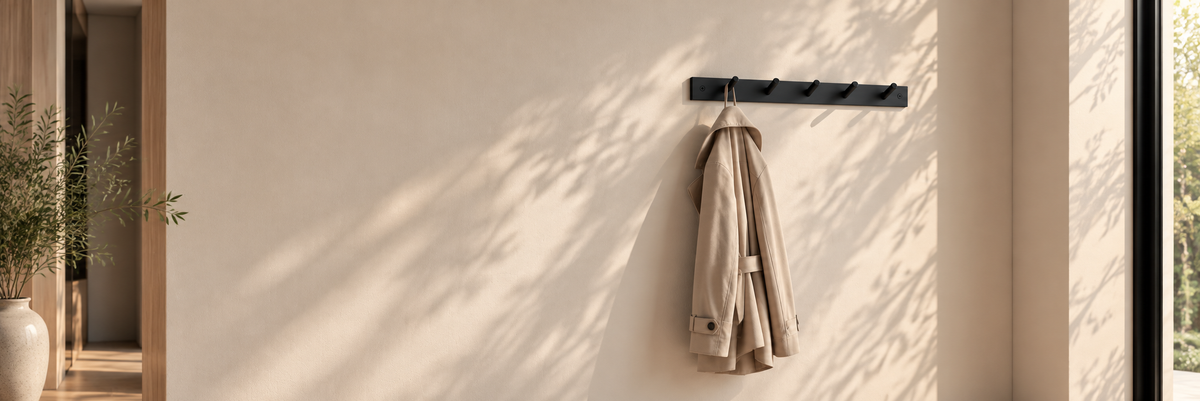 Hooks & coat racks