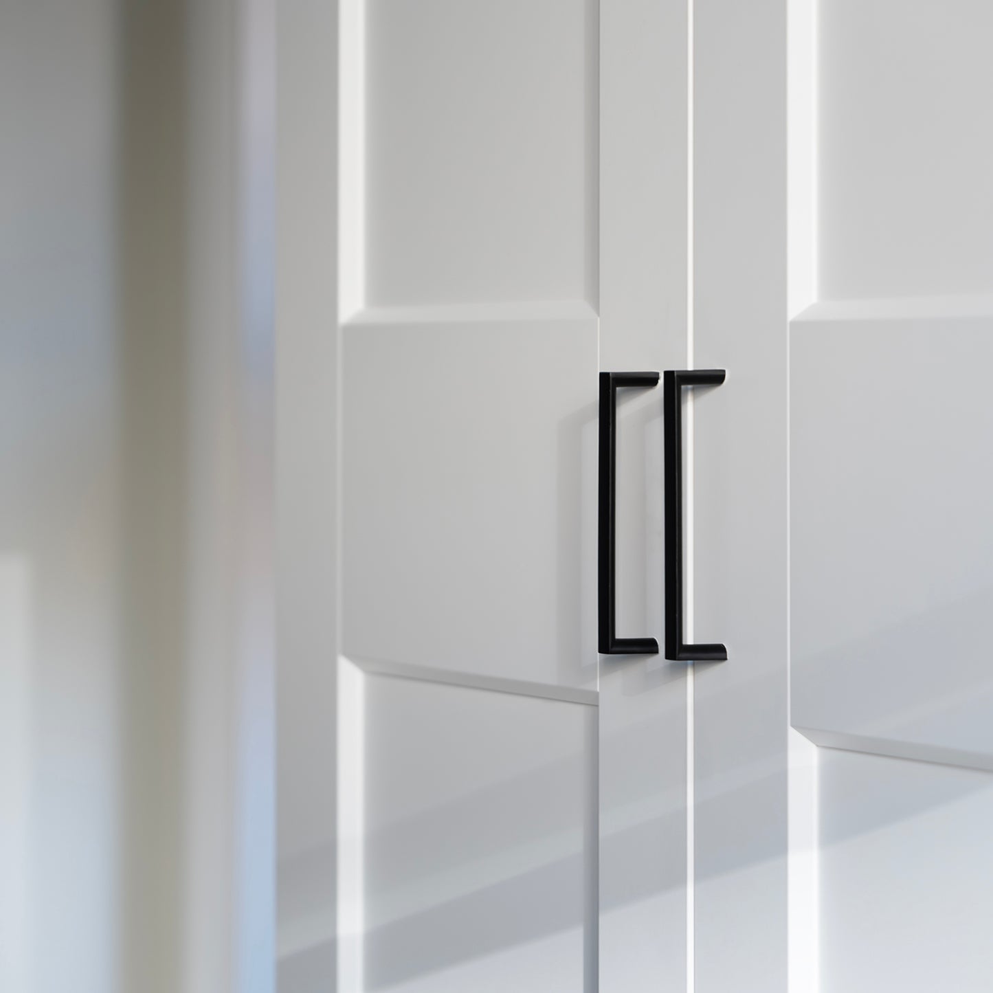 LÅDHANDTAG MATT SVART 96 MM