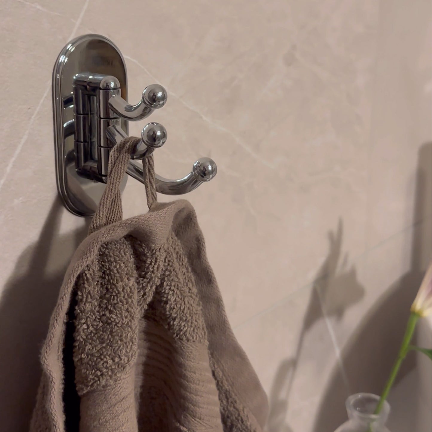 SJÄLVHÄFTANDE TRIPPELKROK KROM