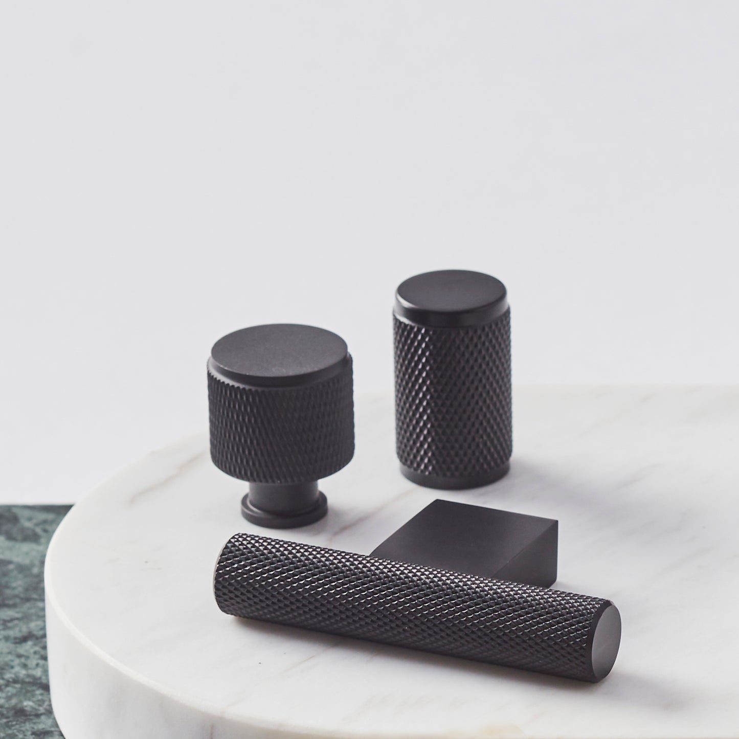 KNOPP L 60 MM MATT SVART