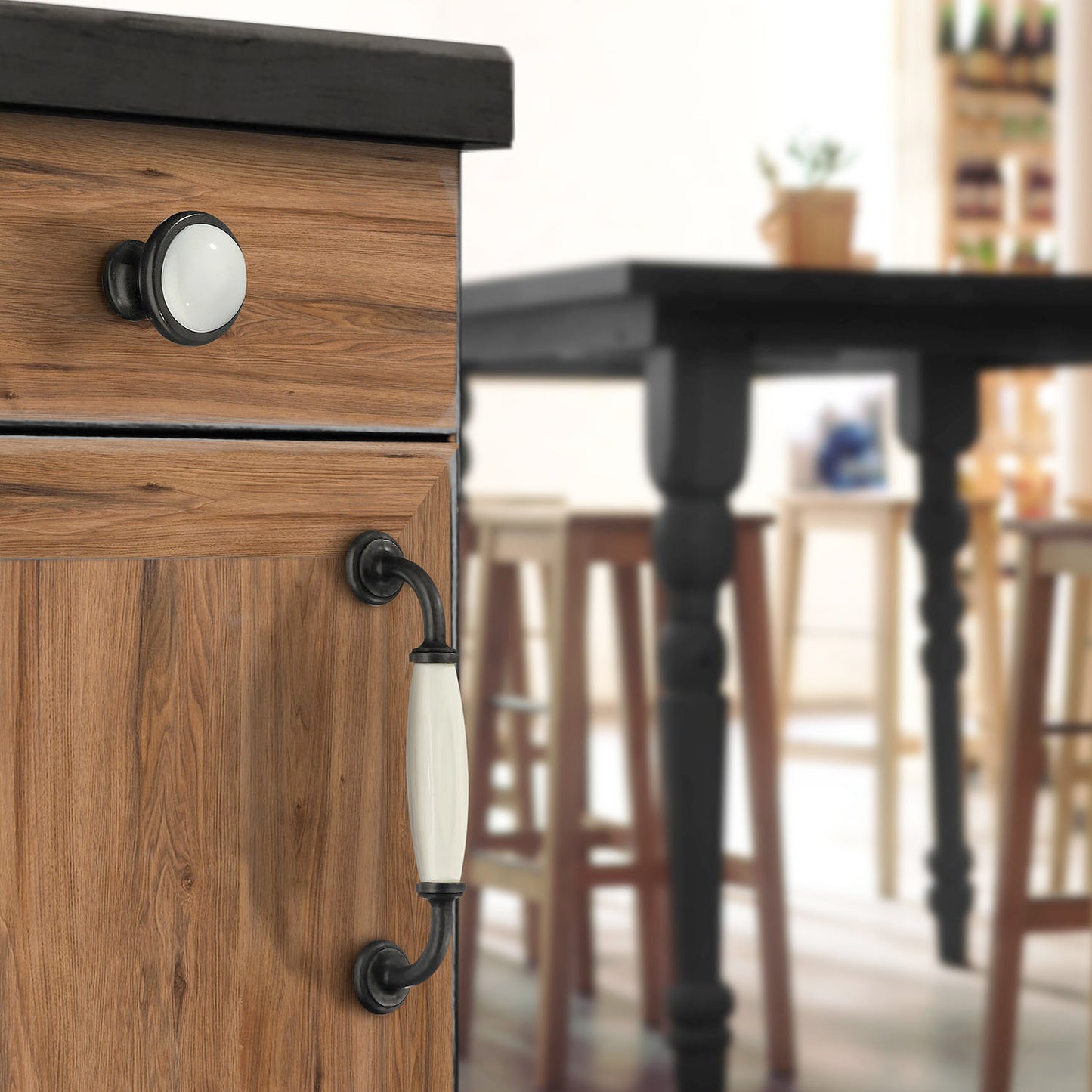 LÅDHANDTAG 128MM SVART/KERAMIK