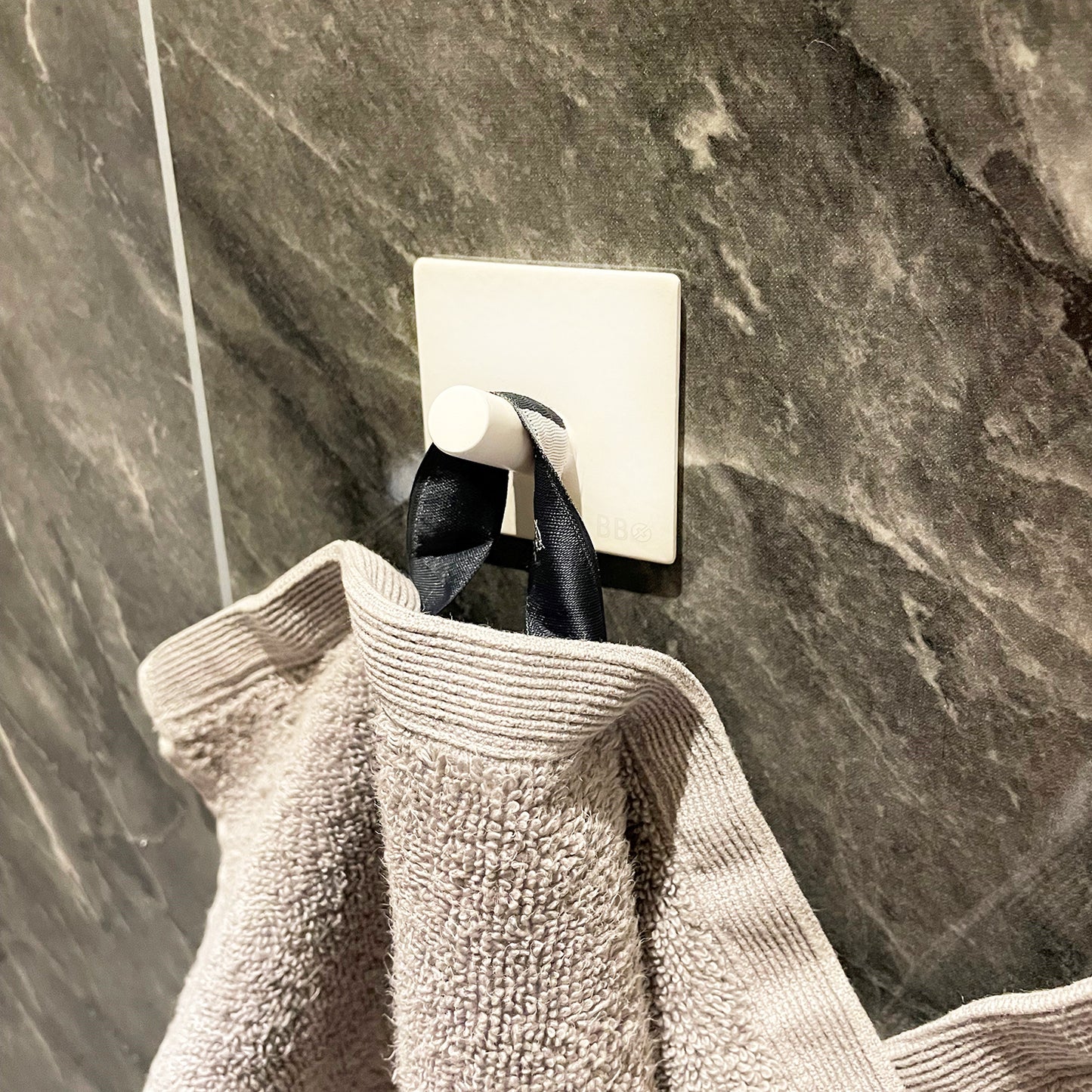 Single Hook, Self-adhesive