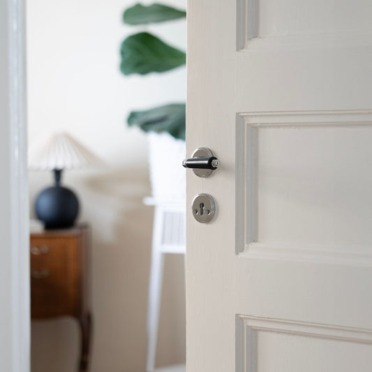 Indoor Handle