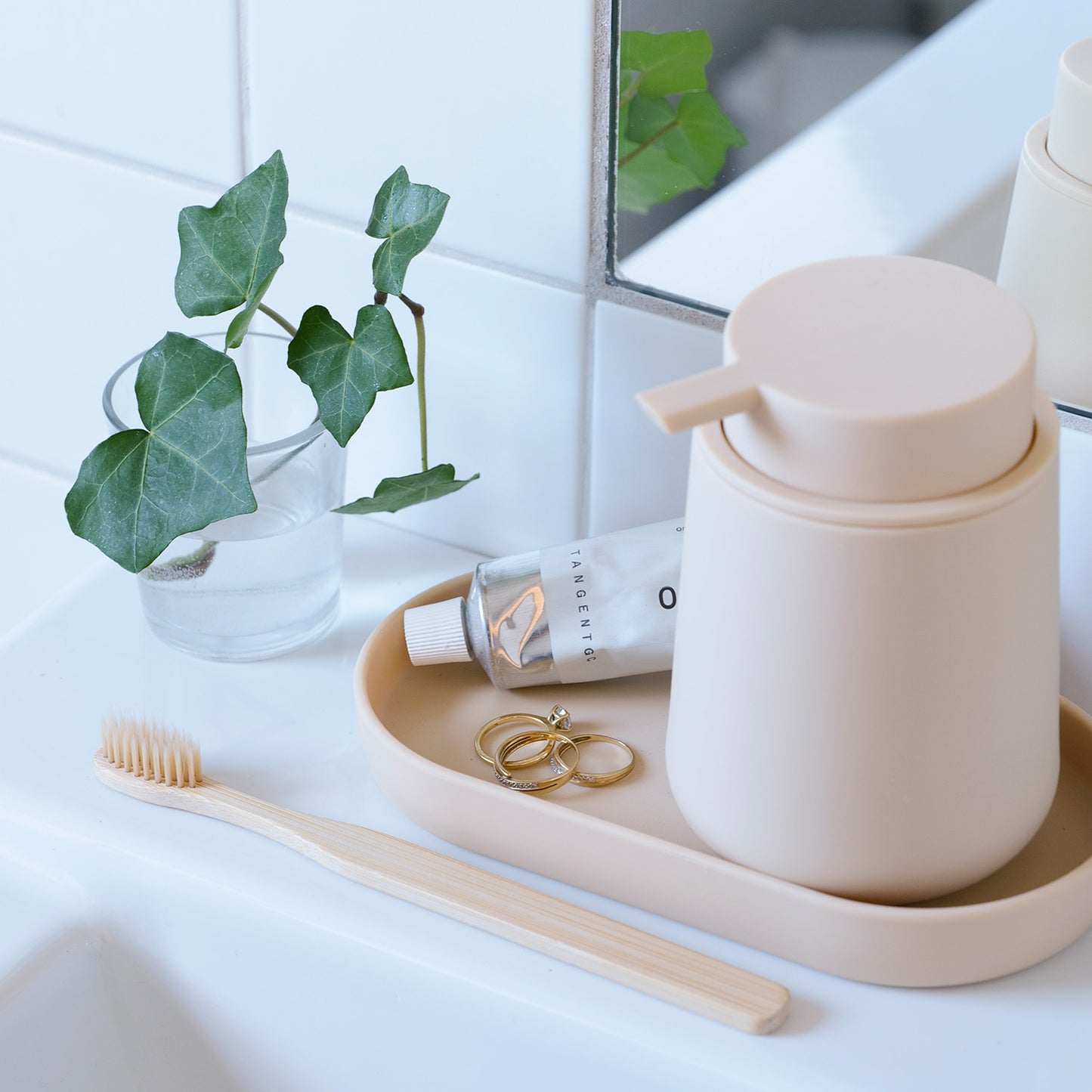 BB TVÅLKOPP/FAT SANDFÄRG