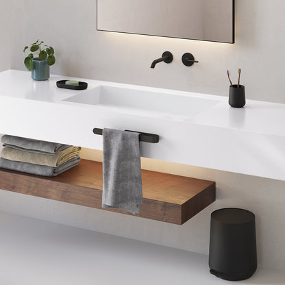 Enkel håndklestang, selvklebende