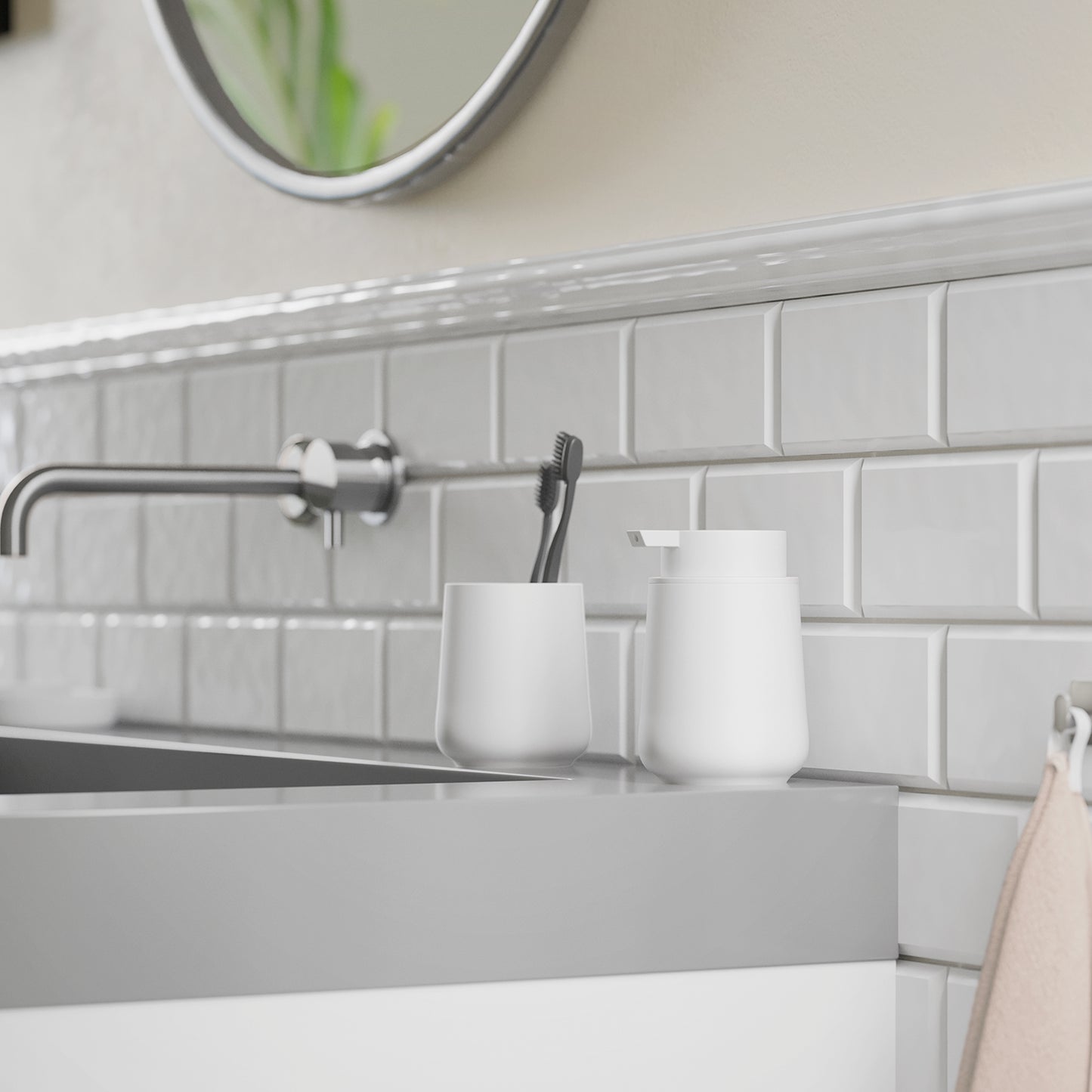 BB TVÅLDISPENSER VIT